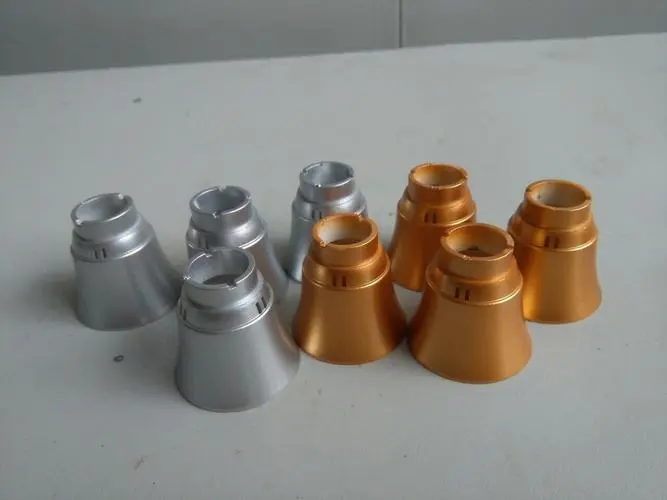 五金件噴漆產(chǎn)生的廢氣應(yīng)該怎么處理呢？